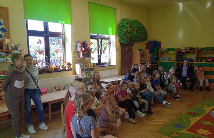 wręczenie nagrody dla laureatów